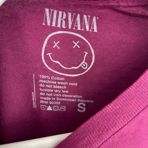 Officially Licensed Nirvana Nevermind Smiley Grunge Tee Magenta Acid Wash Small - Picture 4 of 7